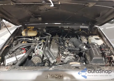 1988 Jeep Cherokee Limited z USA, uszkodzony, nr VIN 1JCMT7897JT219024